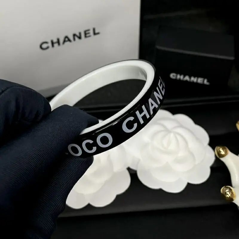 chanel bracelets s_121ab54